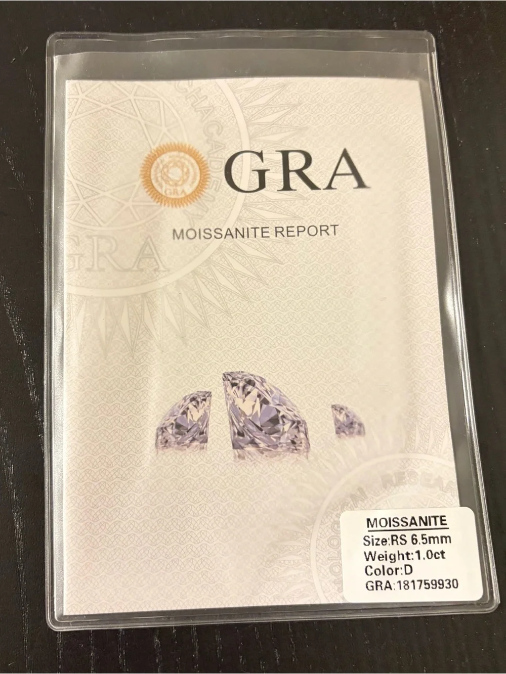 Fashion Jewelry Clear Moissanite Stud Earrings with Teal Pouch